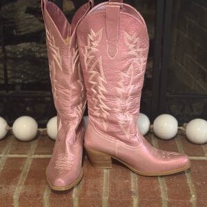 Cowgirl Midcalf Boot
